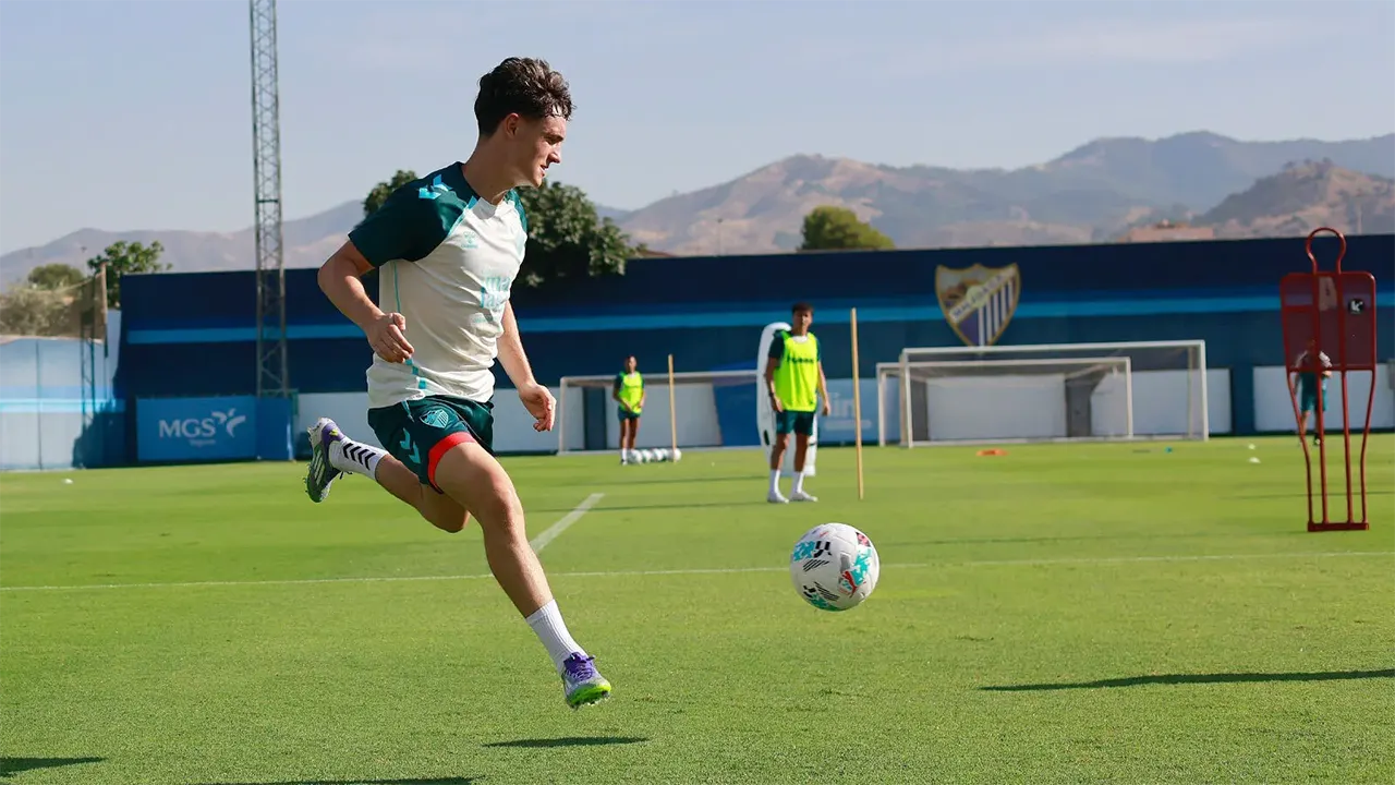 Málaga CF Aaron Ochoa