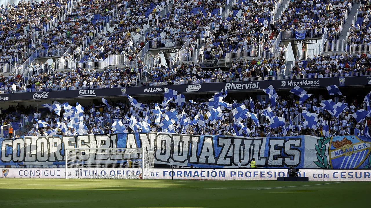Málaga CF La Rosaleda - Fondo Sur 1904